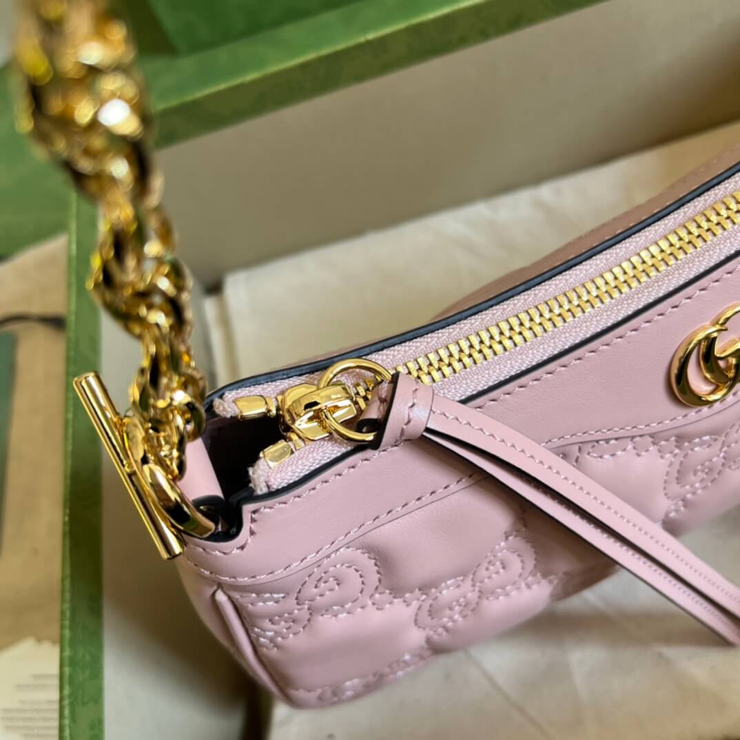 Gucci Matelasse Light Pink Handbags - Image 8