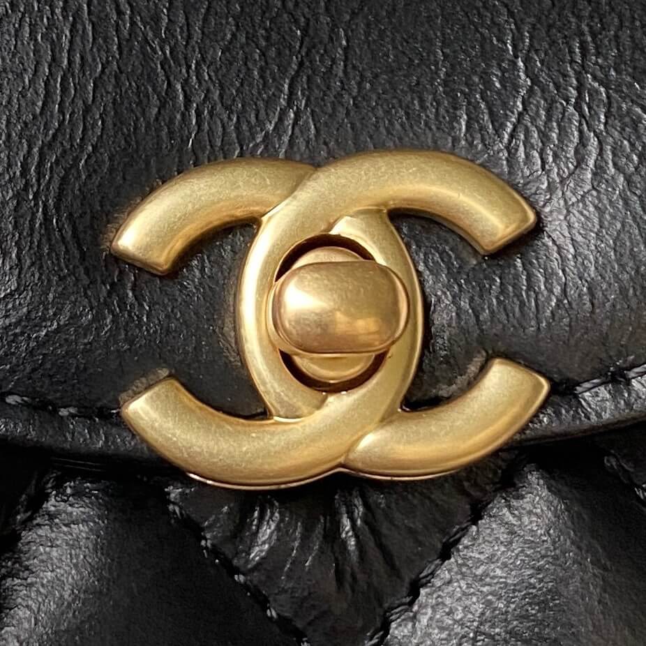 Chanel Small Kelly Shopper Black Bag - Image 7