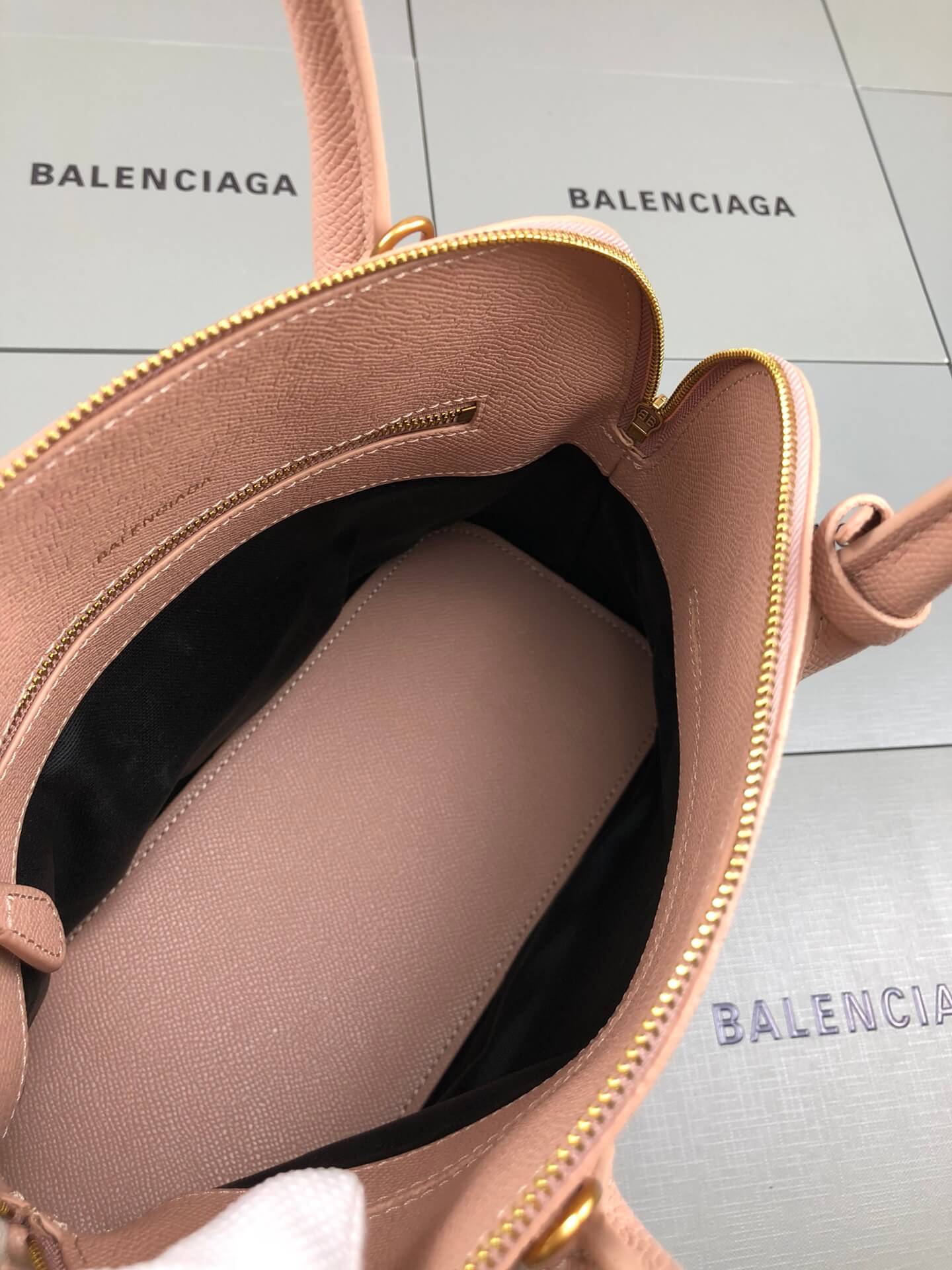 Balenciaga Ville Bag - Image 9