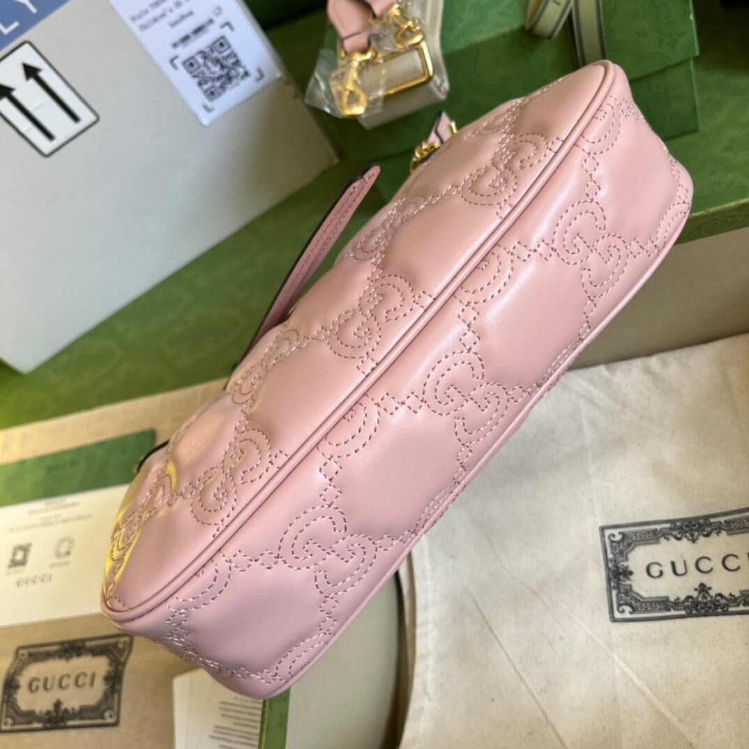 Gucci Matelasse Light Pink Handbags - Image 9