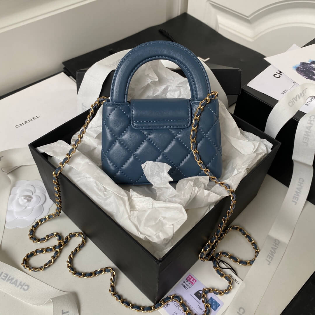 Chanel Small Kelly Shopper Bag - Image 9