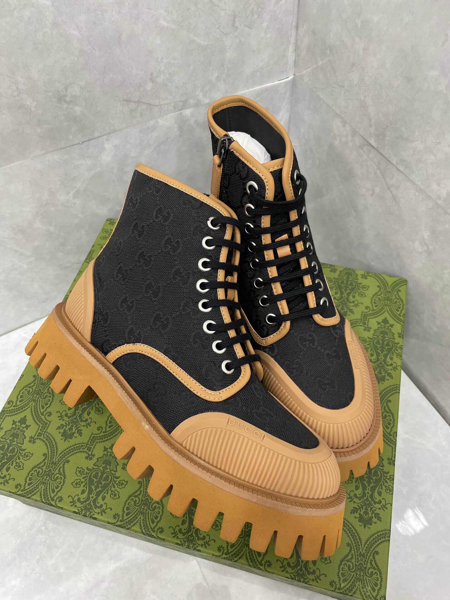 Gucci Men Ankle Boot - Image 9