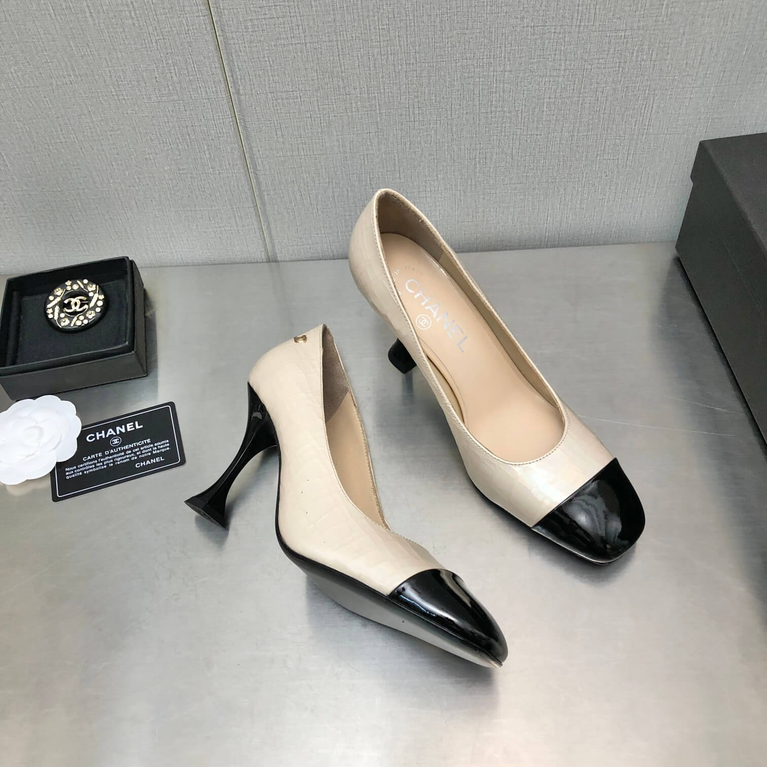 Chanel Pumps Shoes - Image 8