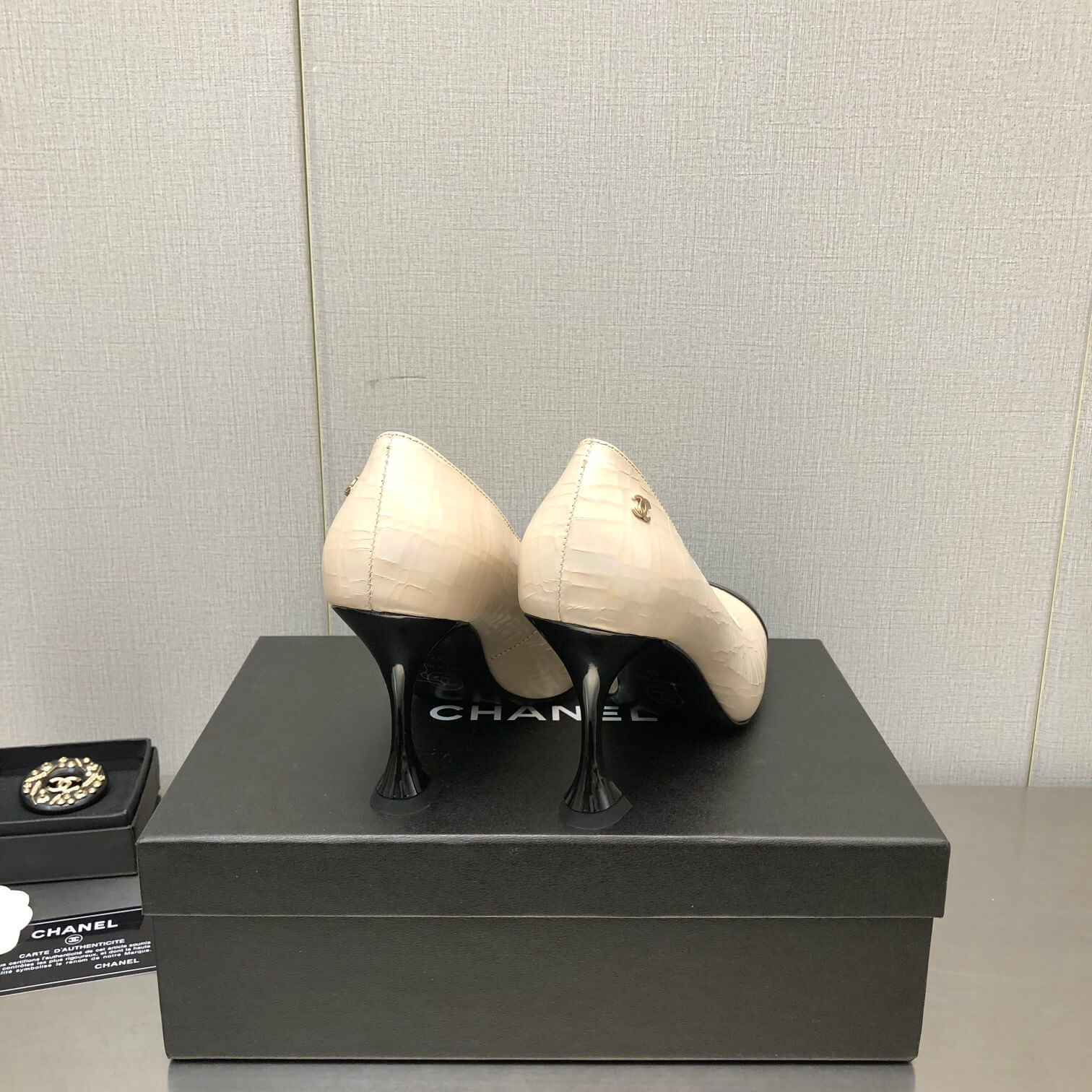 Chanel Pumps Shoes - Image 2