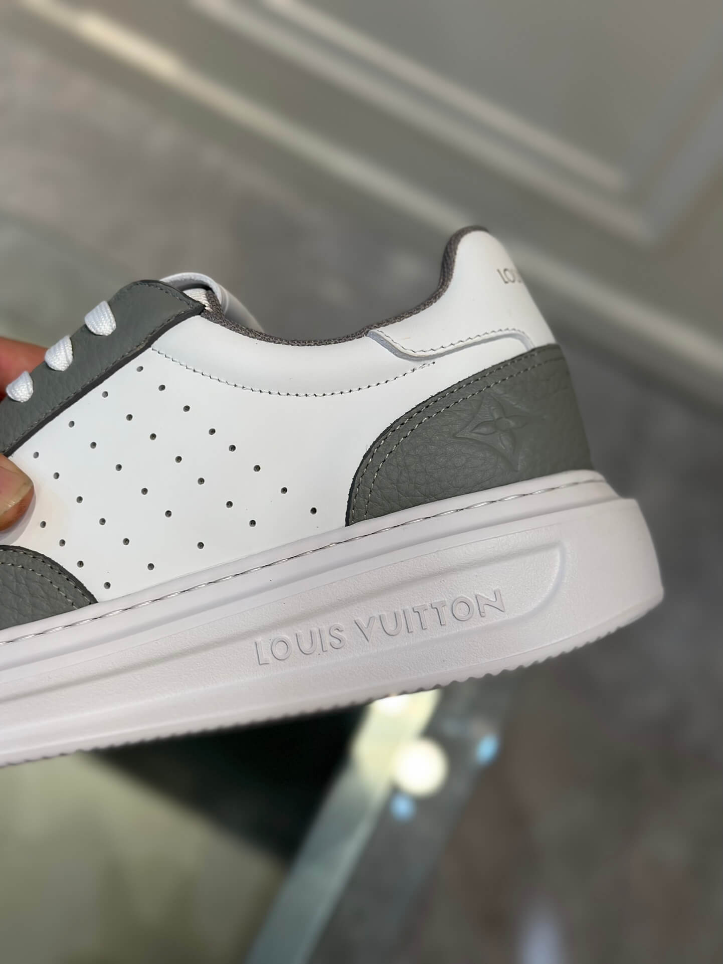 LV Latest Shoes - Image 4