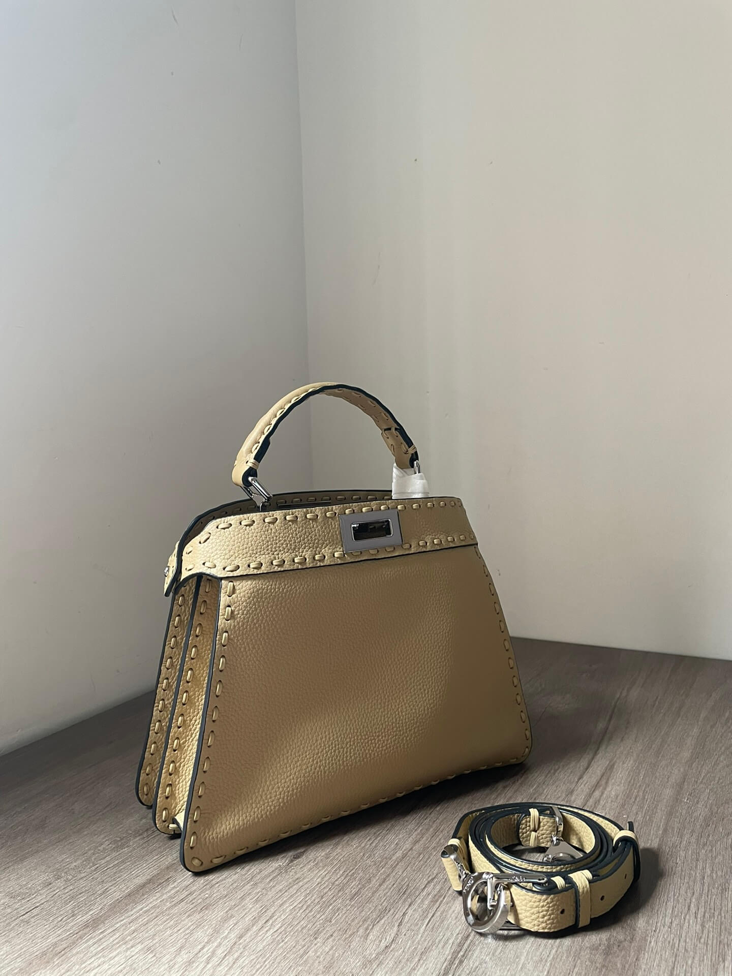 Fendi Peekaboo Bag - Image 2