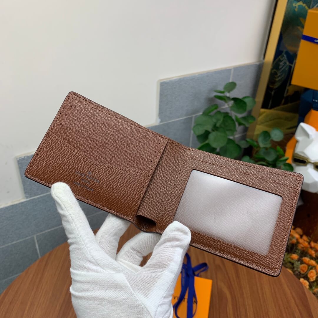 LV Amerigo Wallet For Men - Image 7