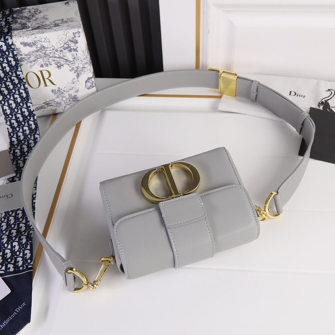 Dior 30 Montaigne Mini Shoulder Bag - Image 3