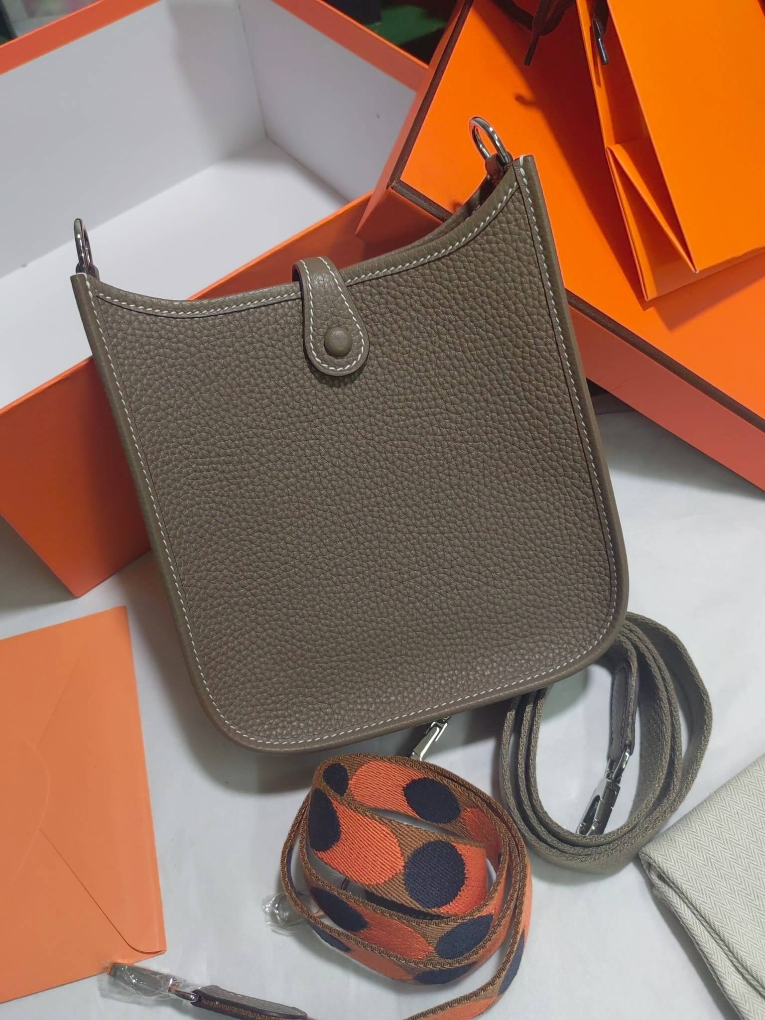 Hermès Evelyne Bag - Image 4