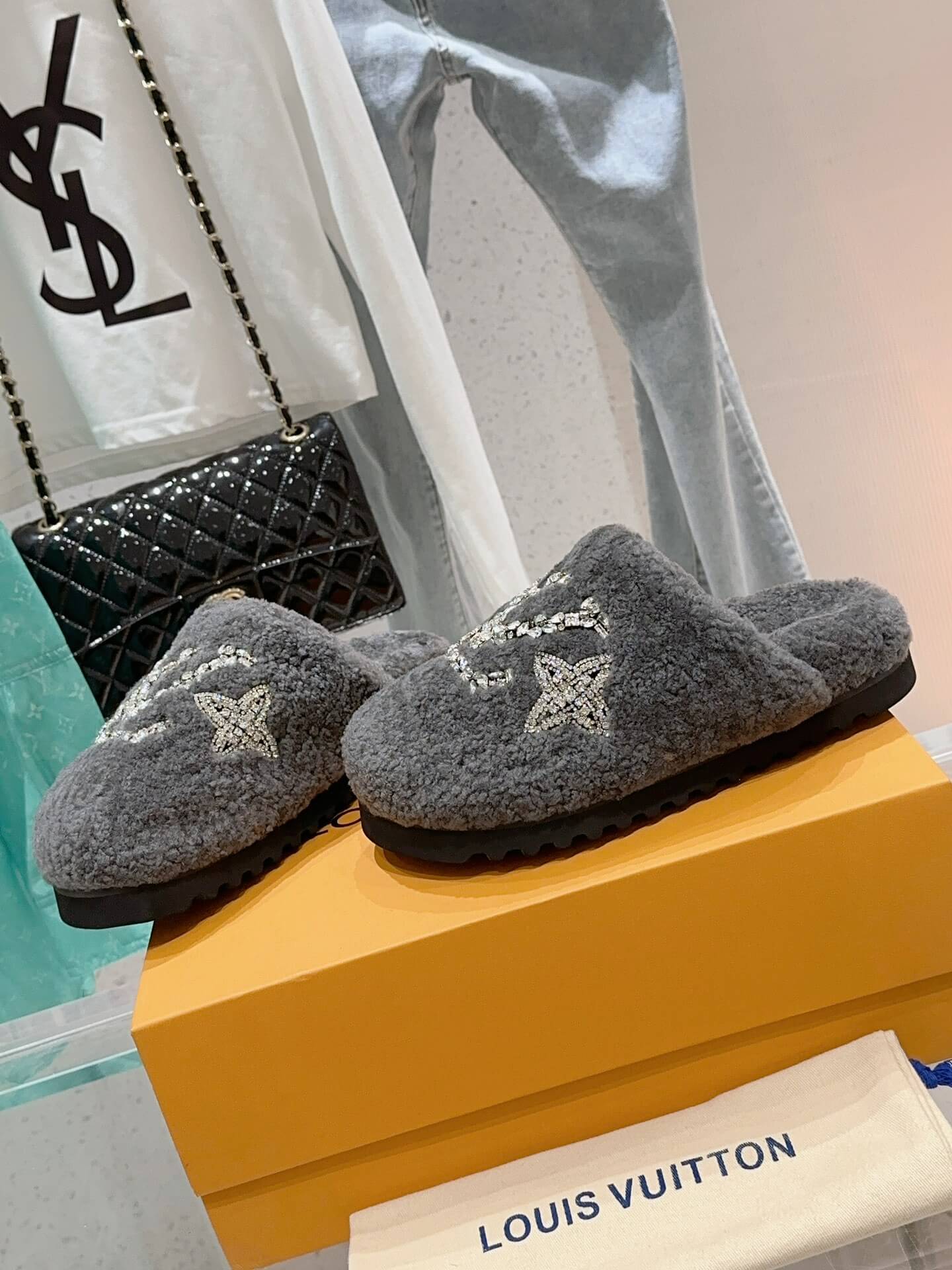 LV Paseo Flat Mule Shoes - Image 4