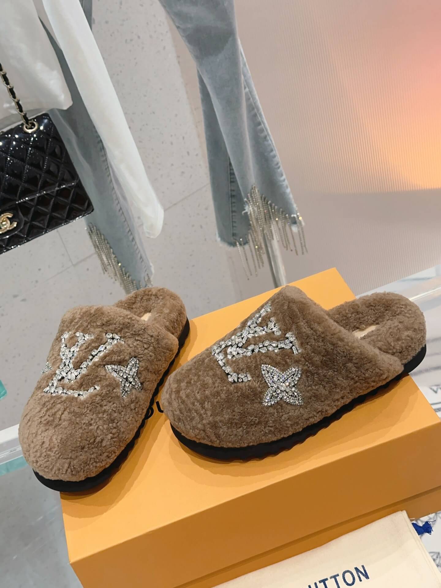 LV Paseo Flat Mule Shoes - Image 3