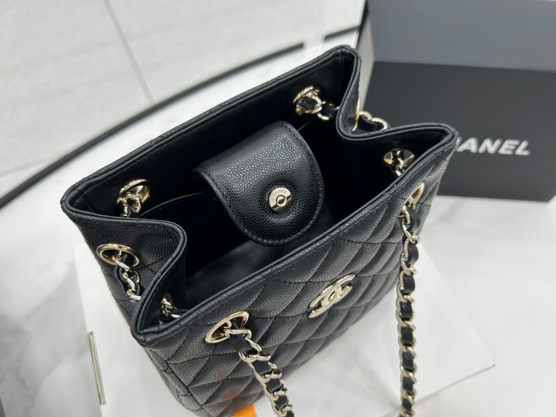Chanel Classic Tote Bag Black - Image 3