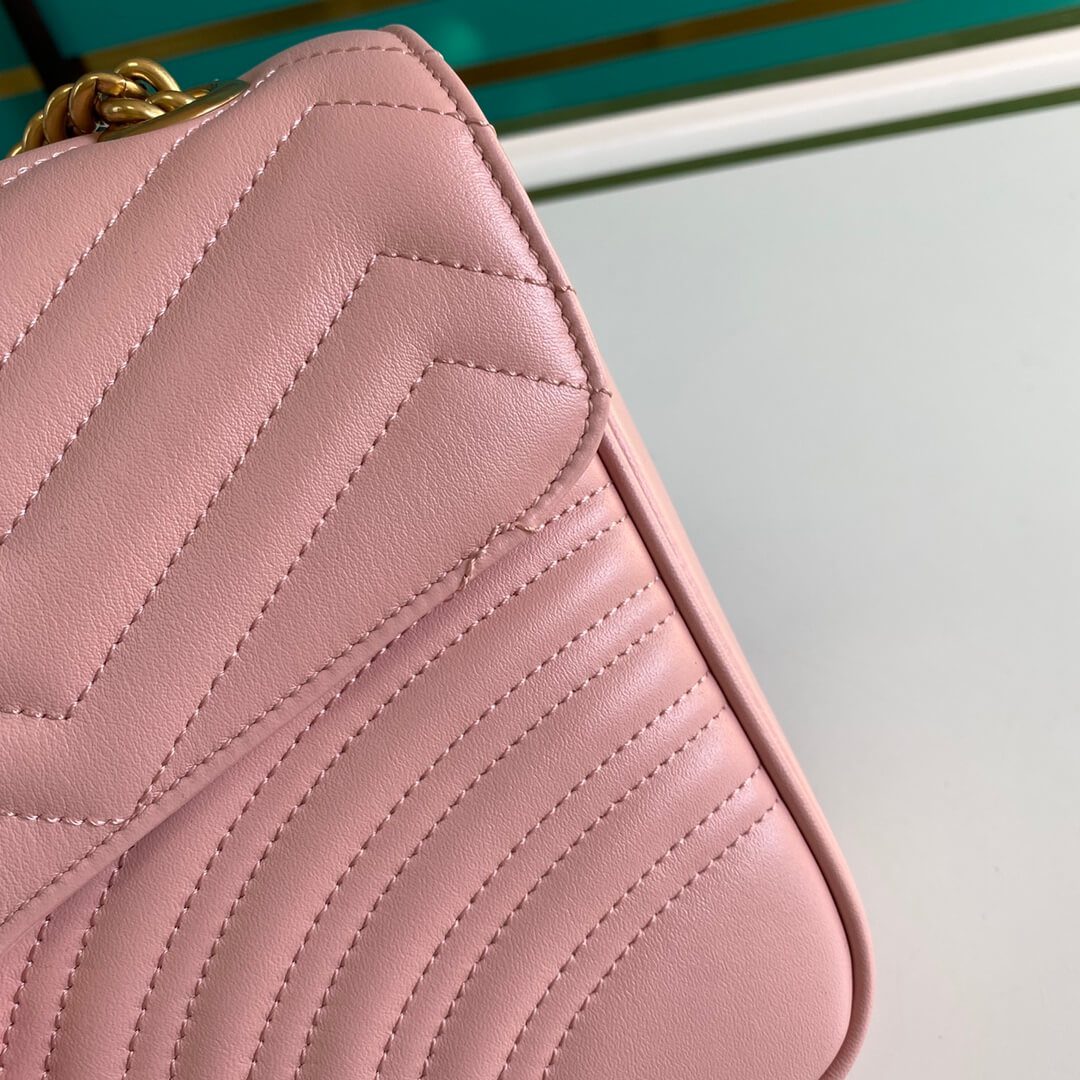 Gucci Marmont Matelasse Flap Bag - Image 3