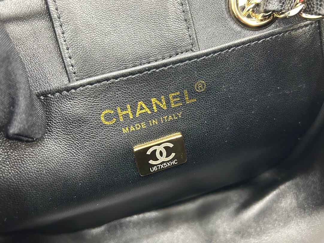Chanel Classic Tote Bag Black - Image 4