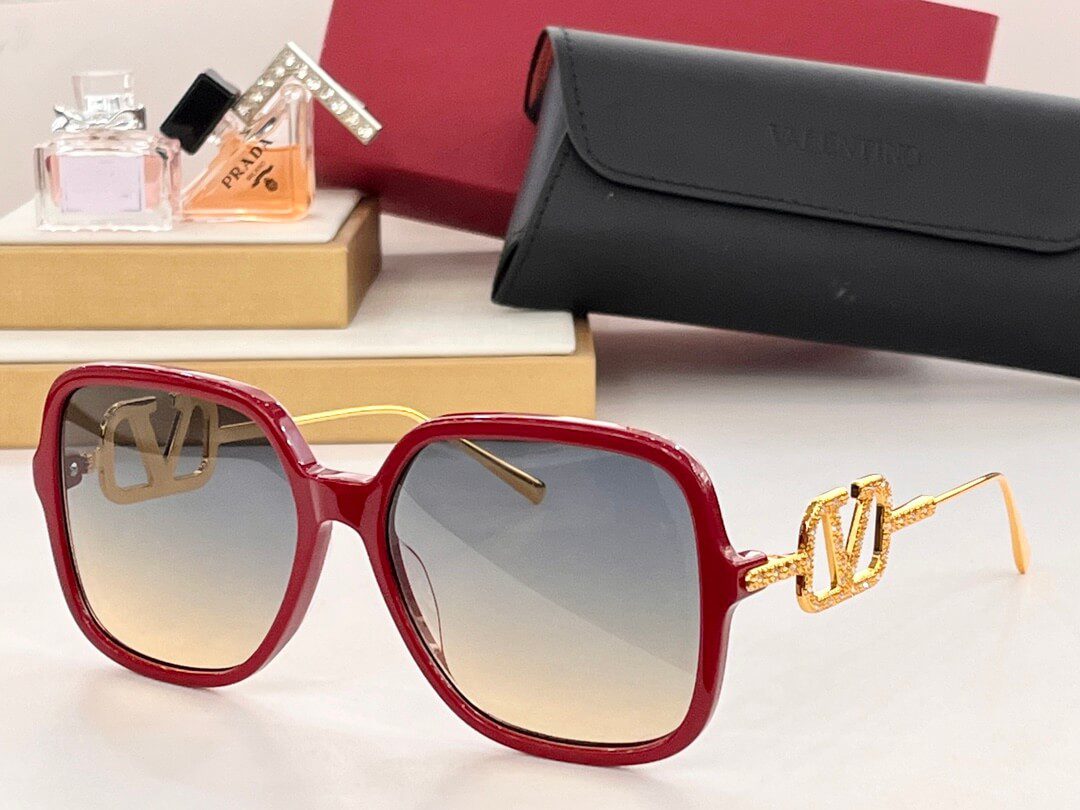 Valentino Ladies Sunglasses - Image 3