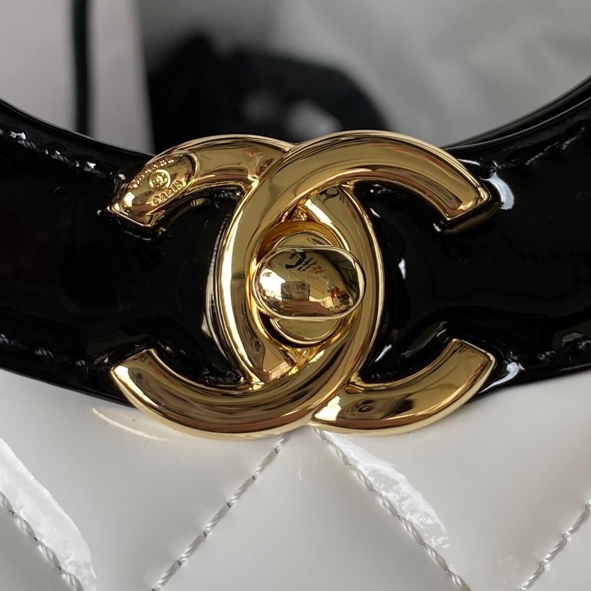 Chanel 31 Mini Shopping Bag - Image 3