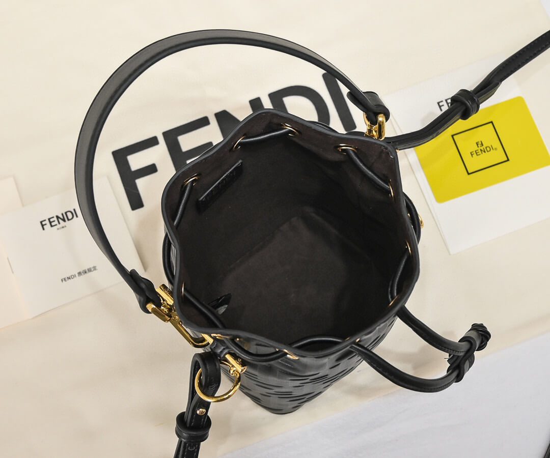 Fendi Mon Tresor Bucket Bag - Image 3