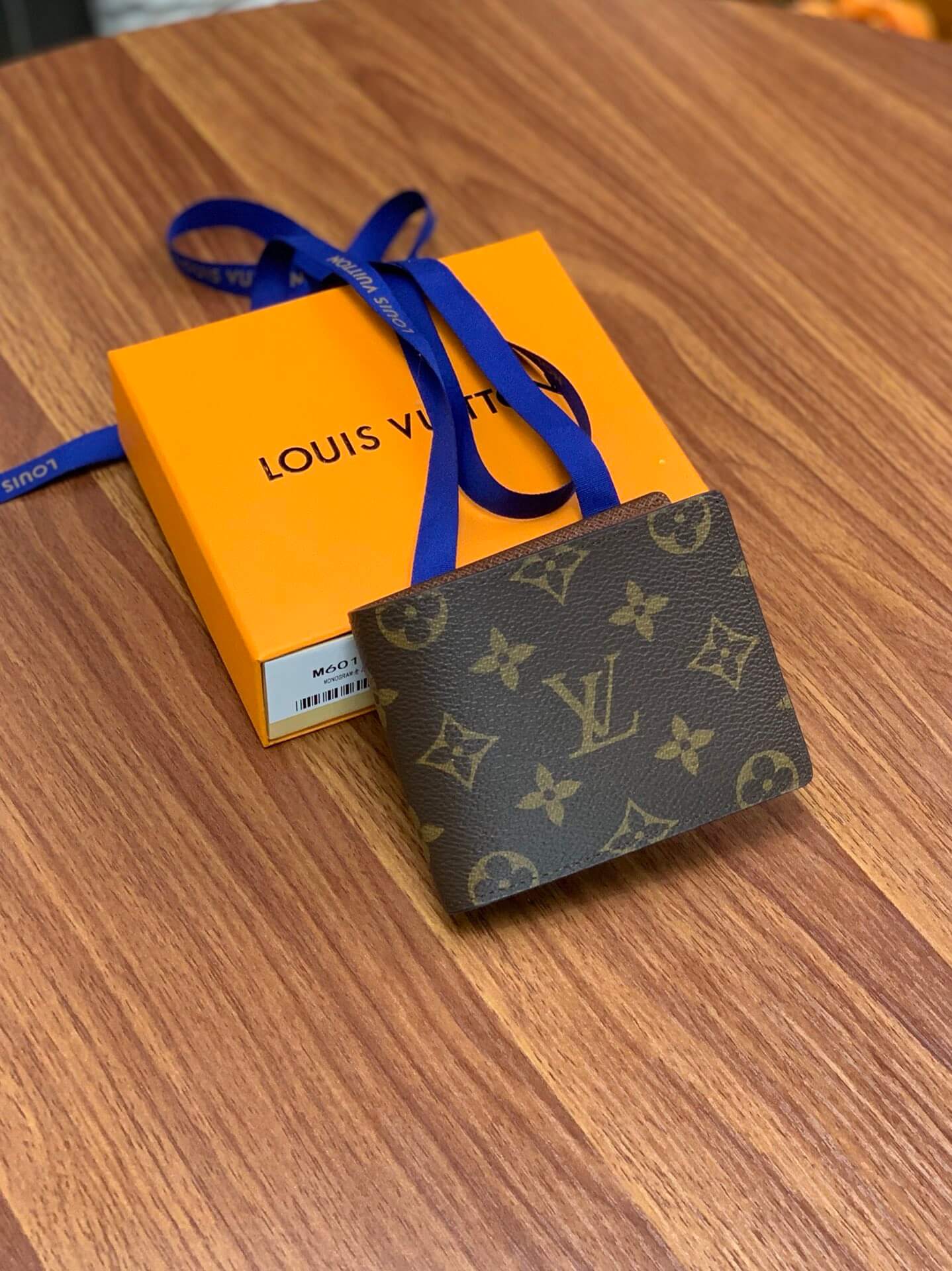 LV Amerigo Wallet For Men - Image 4