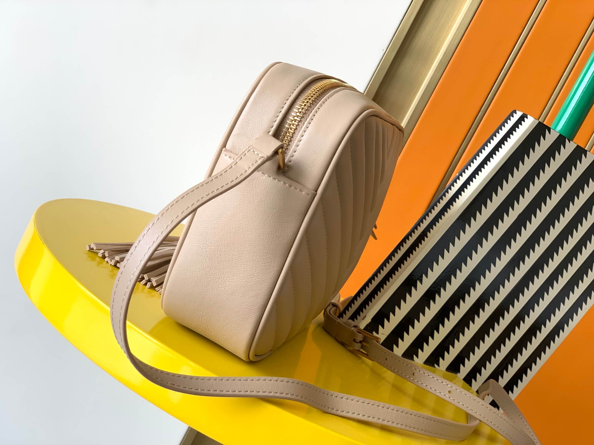 Saint Laurent Lou Bag - Image 3