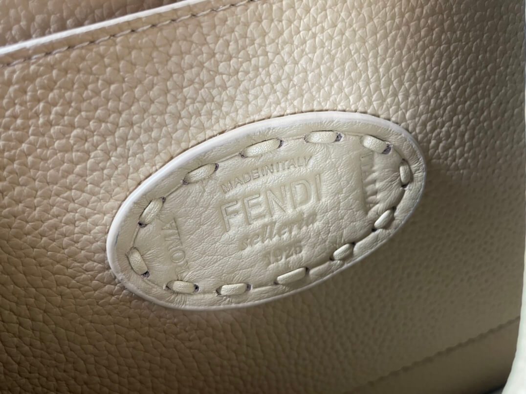 Fendi Peekaboo Bag - Image 4