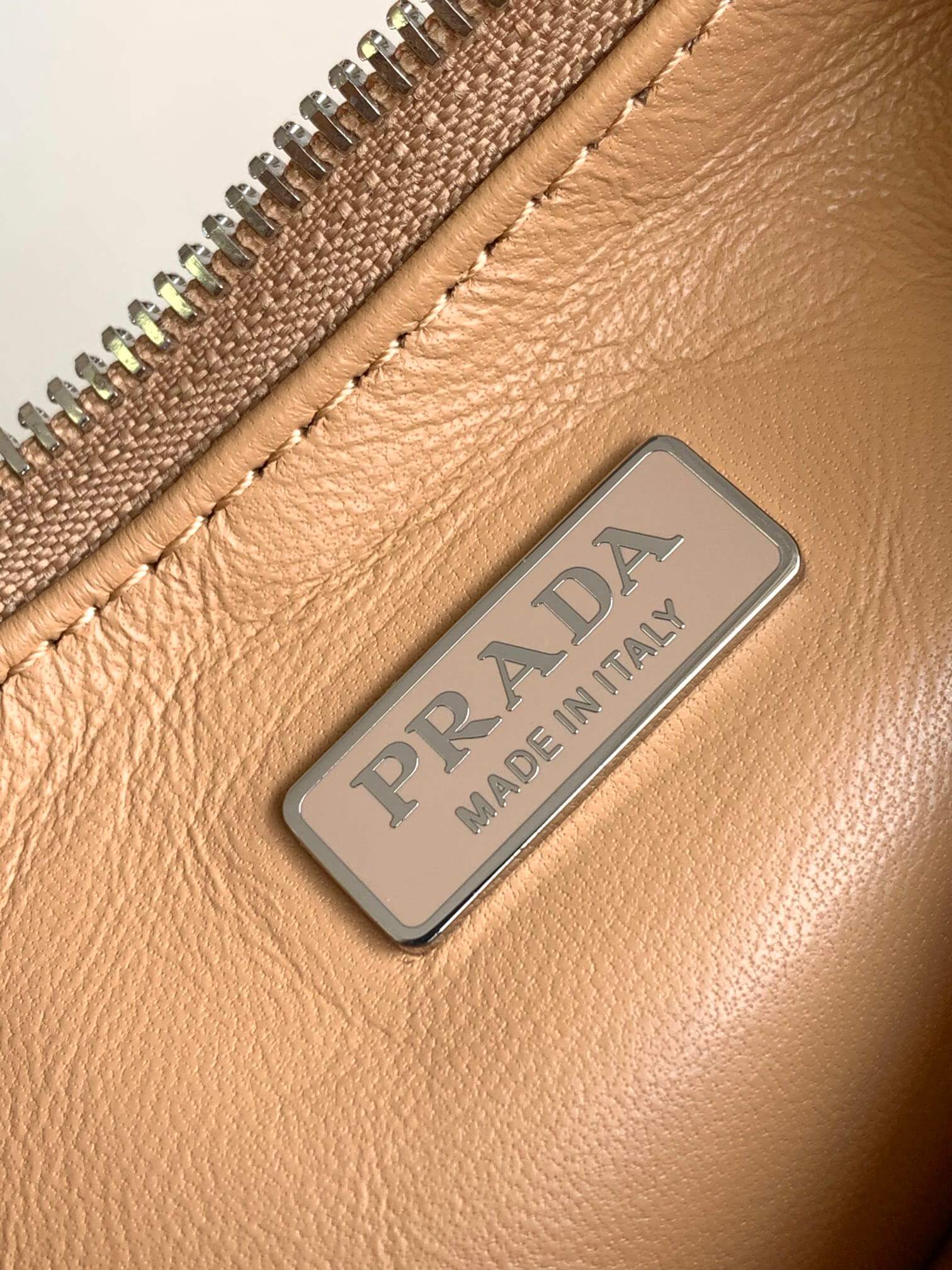 Prada Hobo Cream Bag - Image 2
