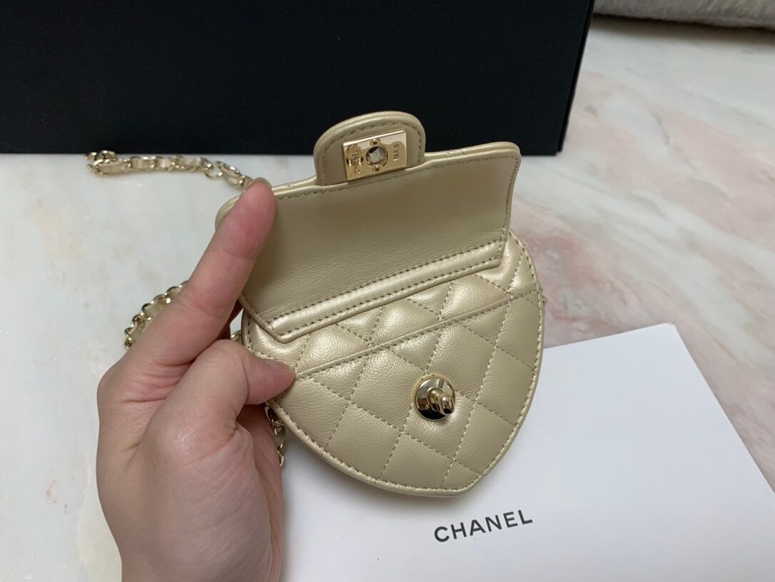Chanel CC Love Heart Mini Bag - Image 4