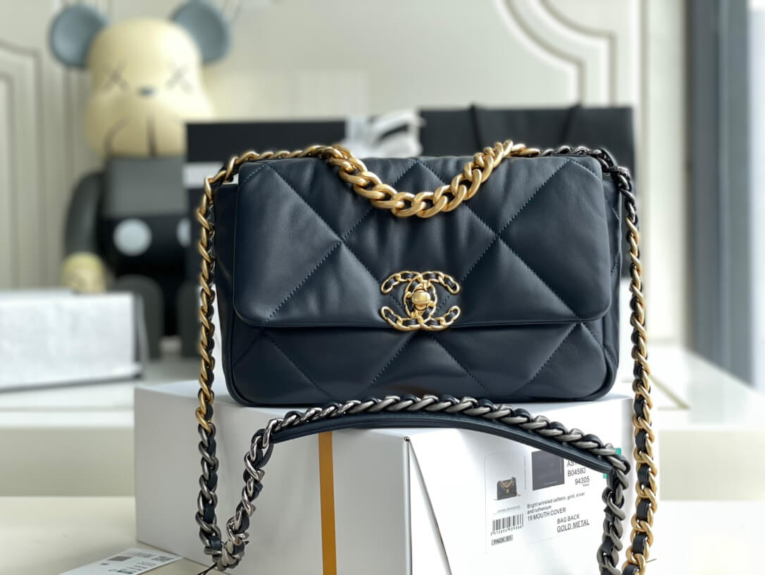 Chanel 19 Bag Black