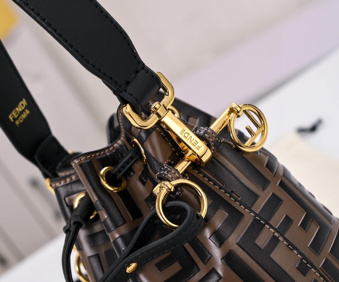 Fendi Mon Tresor Bucket Bag - Image 8