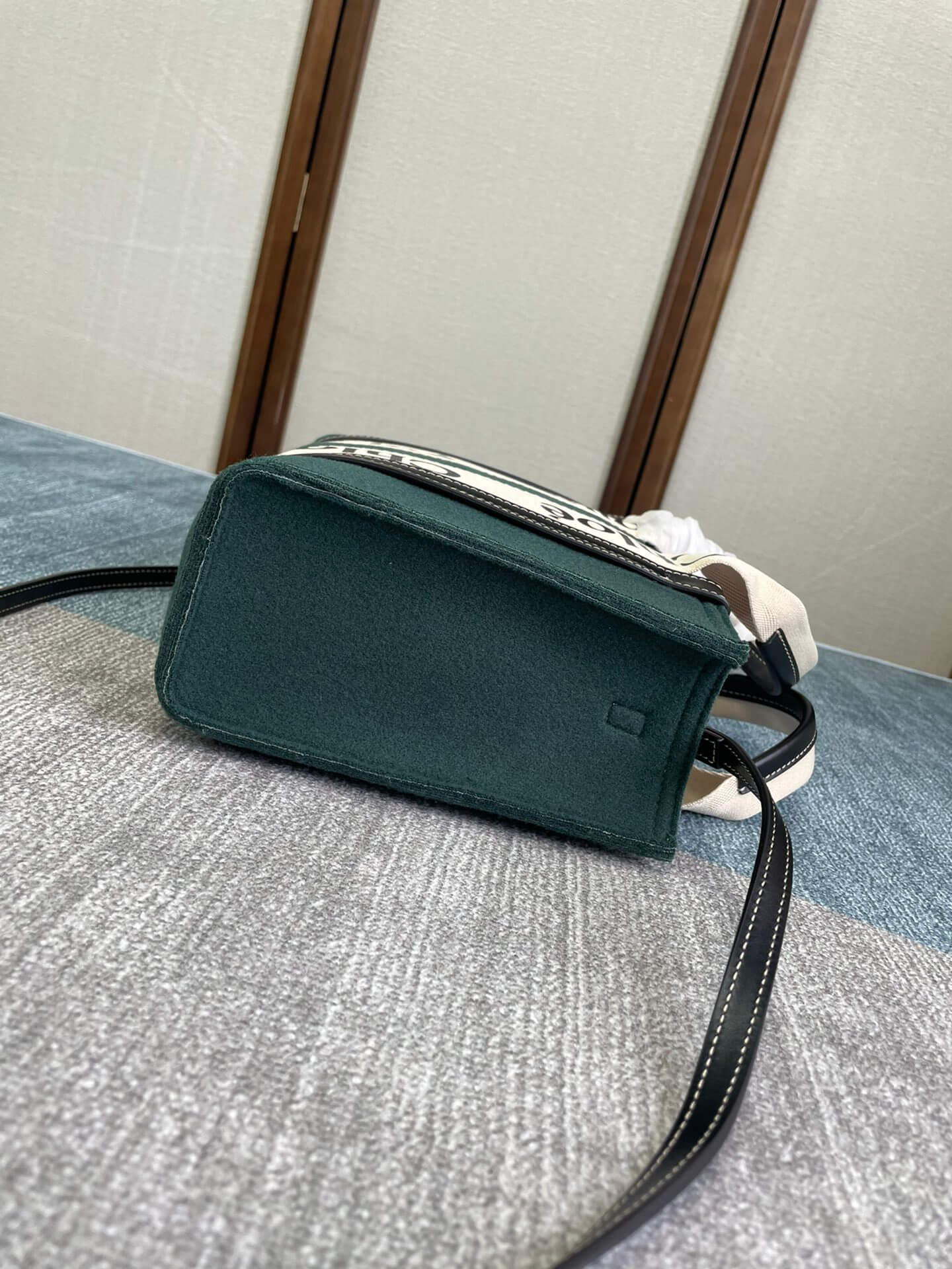 Chloe Small Woody Tote Bag - Image 8