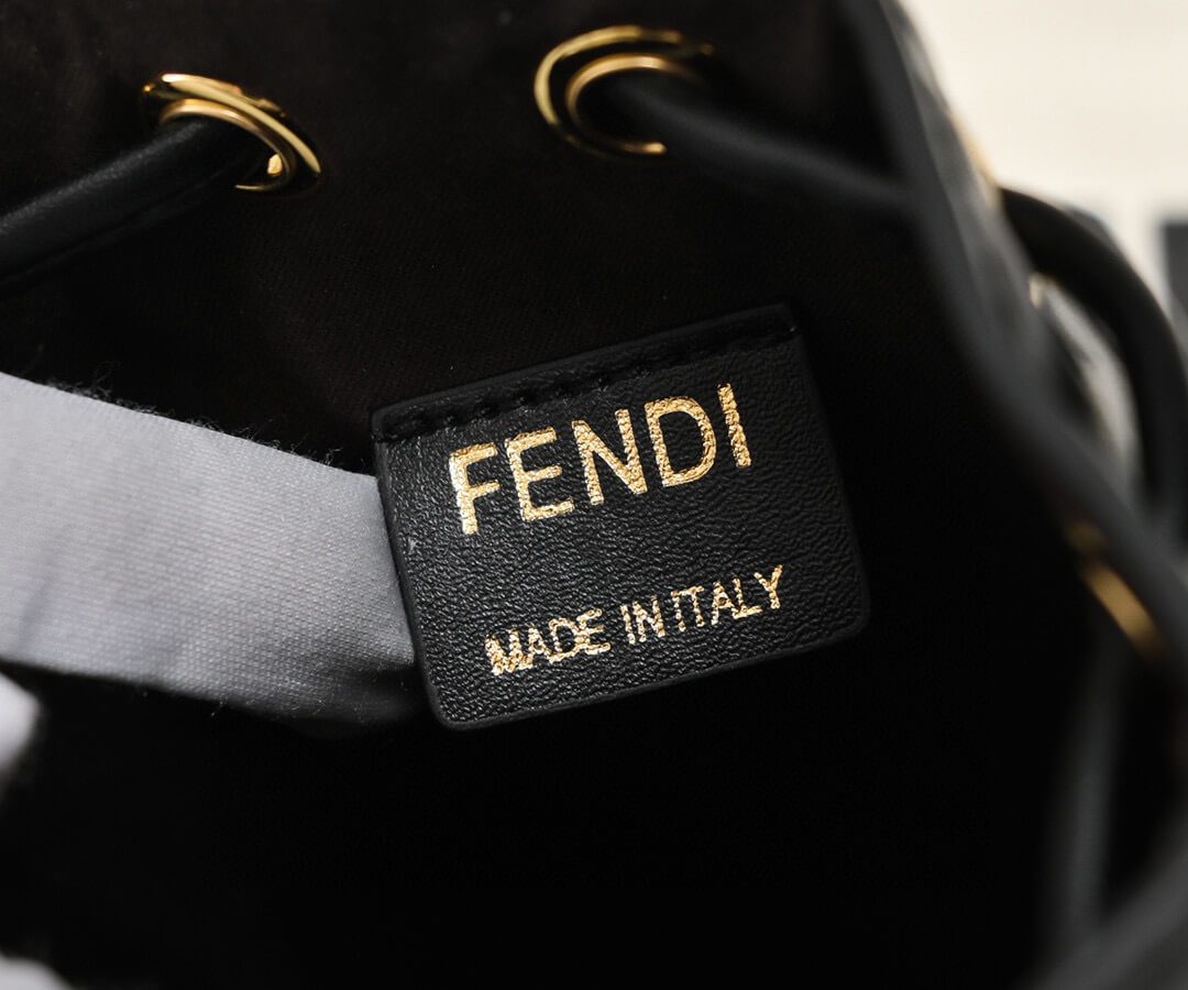 Fendi Mon Tresor Bucket Bag - Image 8