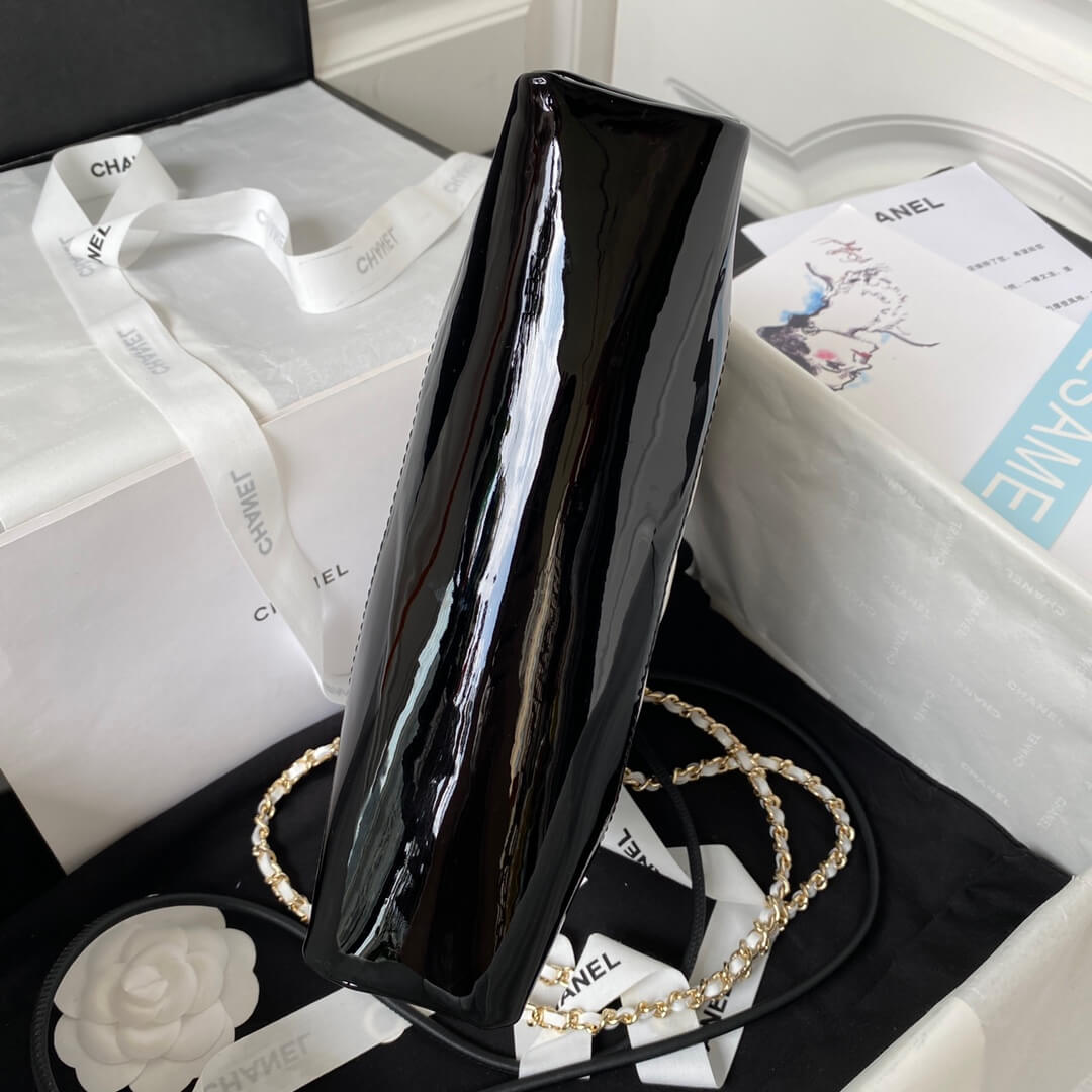 Chanel 31 Mini Shopping Bag - Image 9