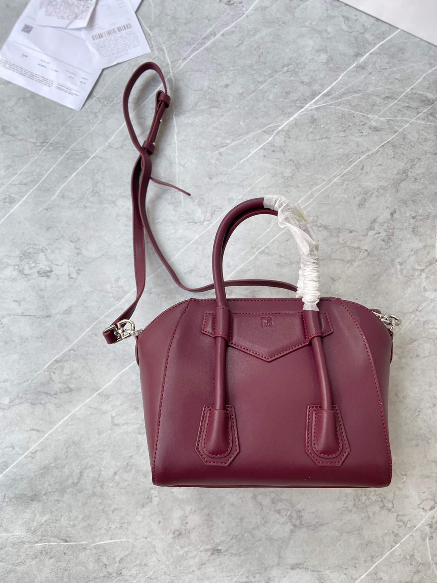 Givenchy Antigona Lock Bag - Image 8