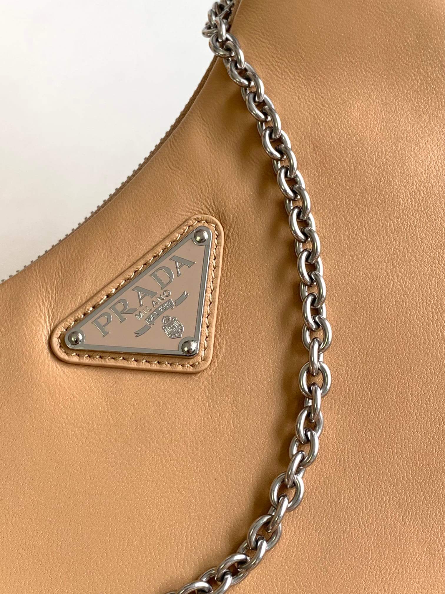 Prada Hobo Cream Bag - Image 9