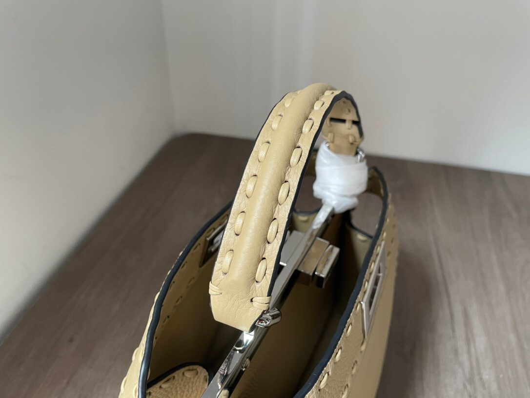 Fendi Peekaboo Bag - Image 8