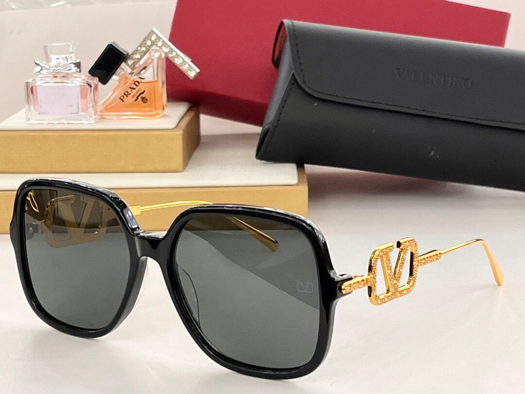 Valentino Ladies Sunglasses - Image 8