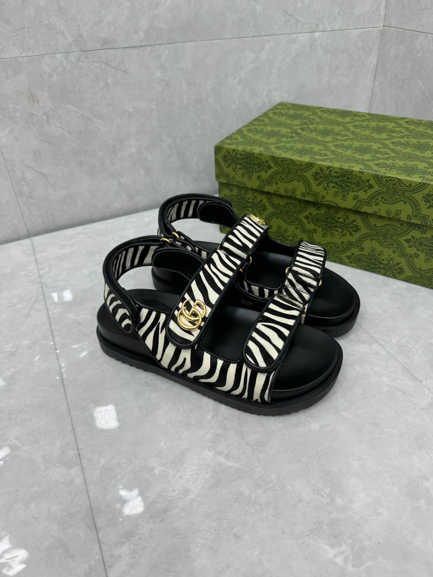 Gucci Print Double G Sandals - Image 2