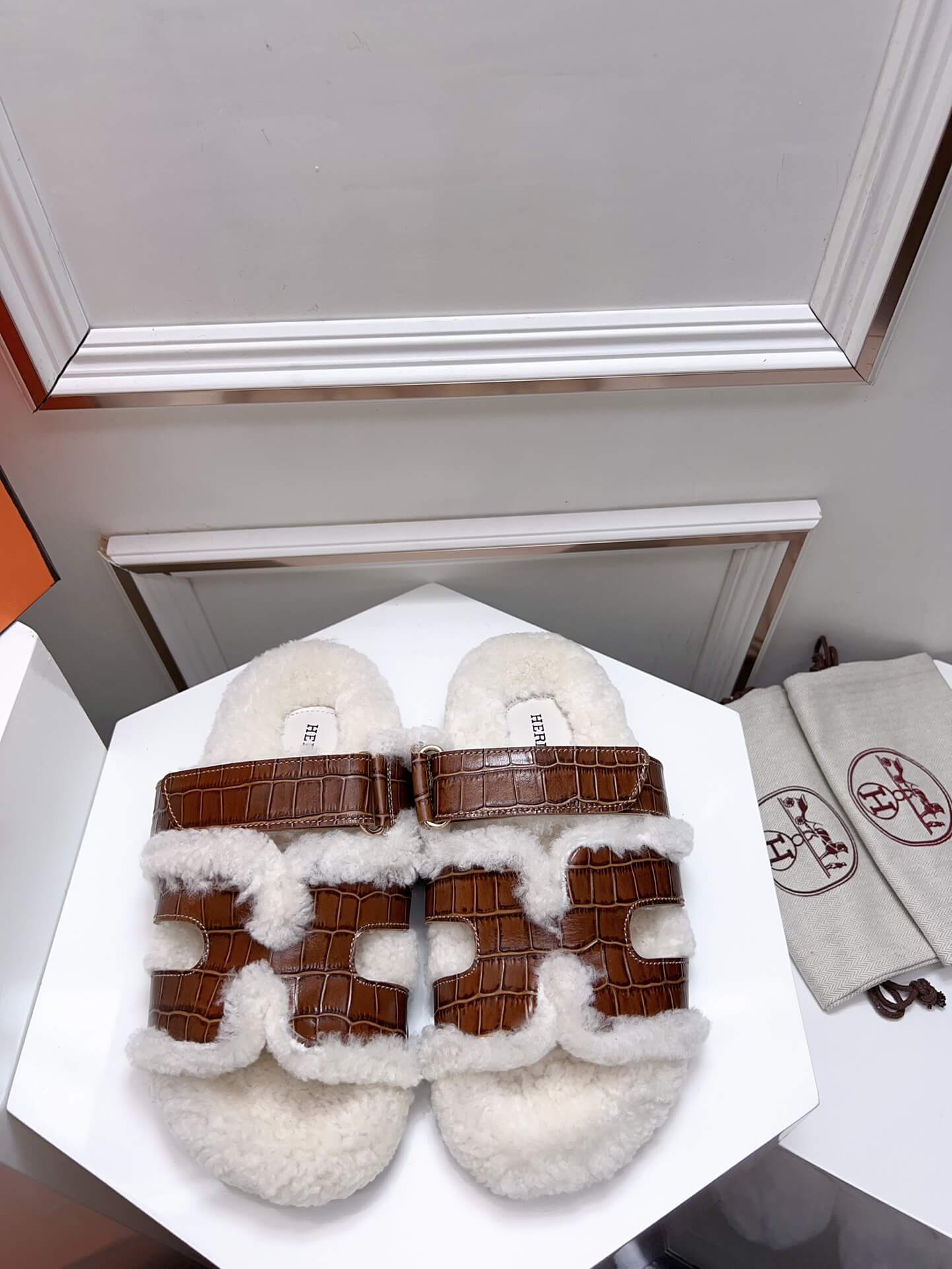 Hermes Teddy Chypre Sandal - Image 5