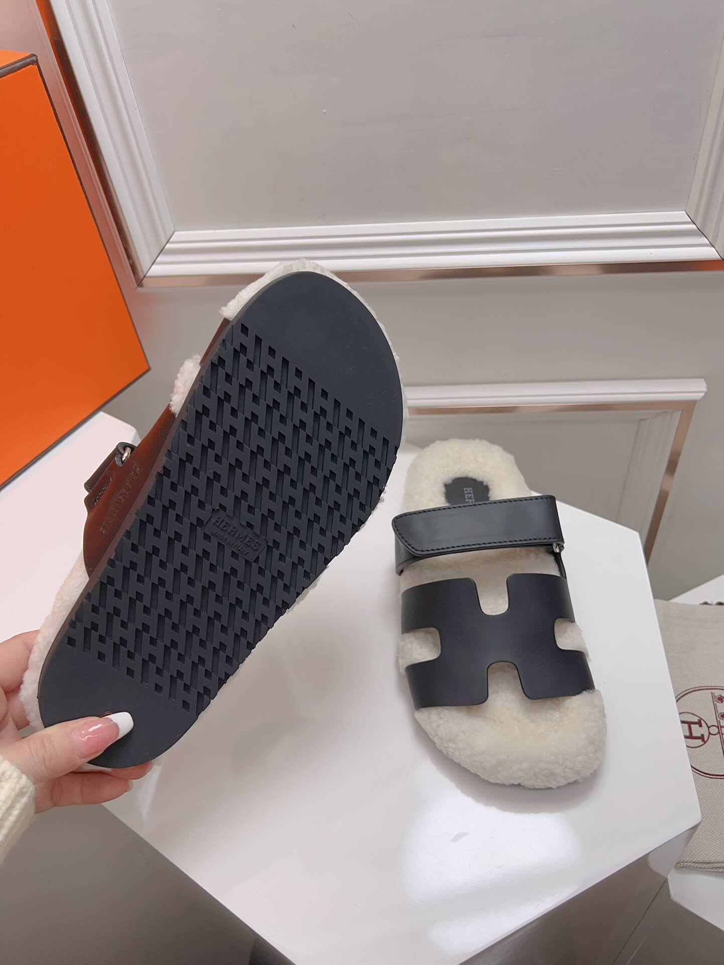 Hermes Teddy Chypre Sandal - Image 3