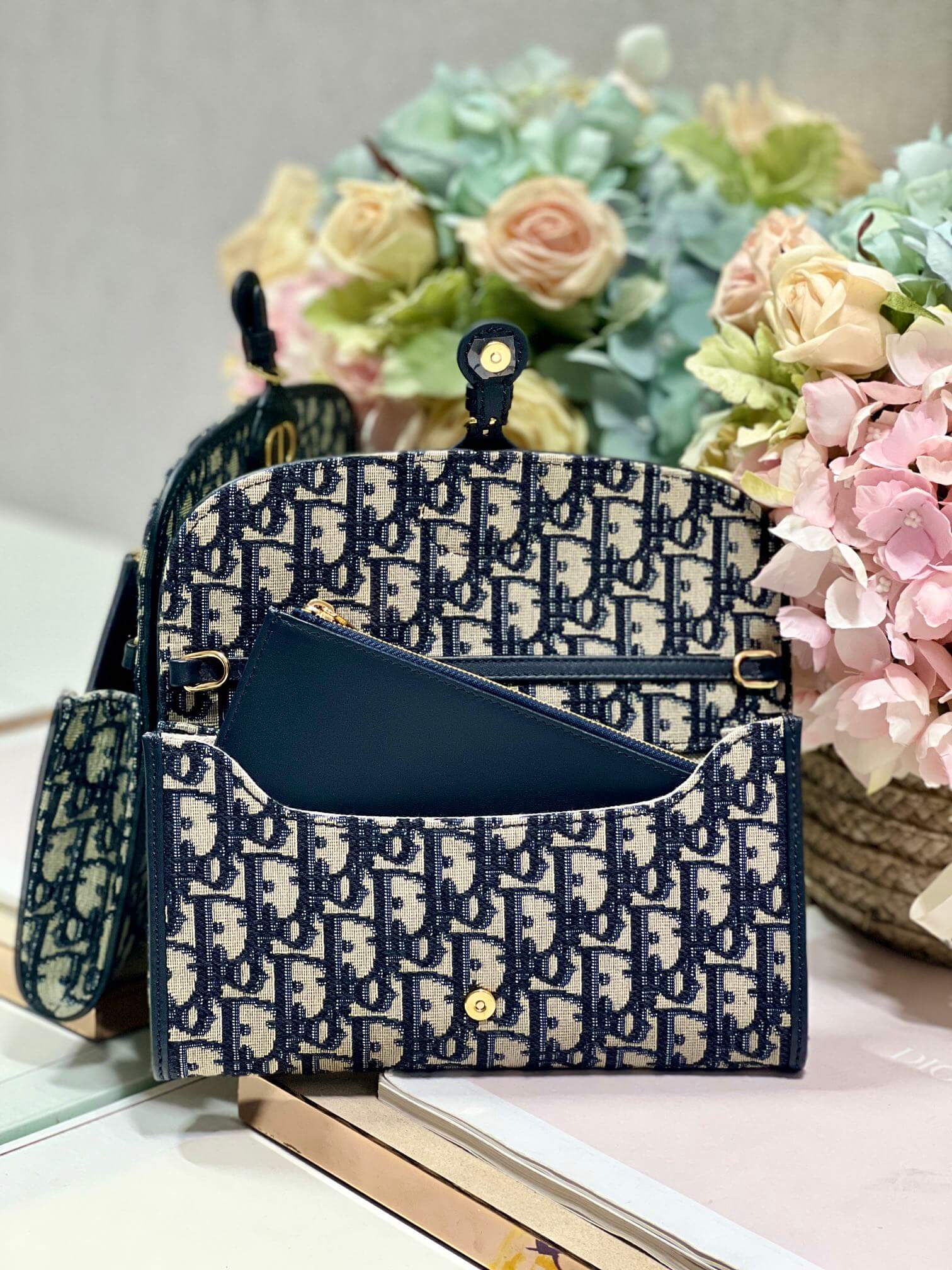 Dior Bobby East-West Pouch - Image 2