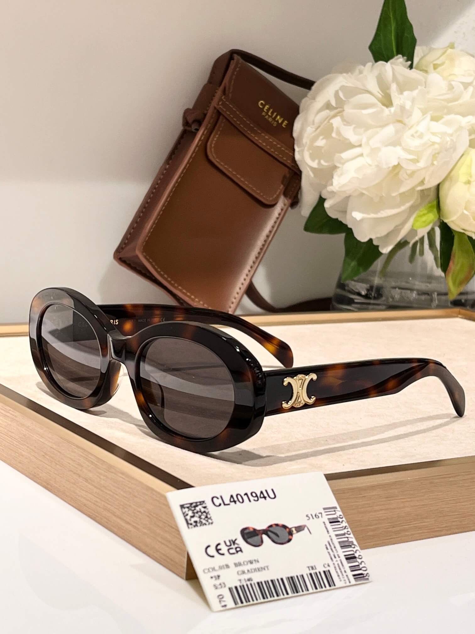 Celine Women's Triomphe Oval Sunglasses - Image 7