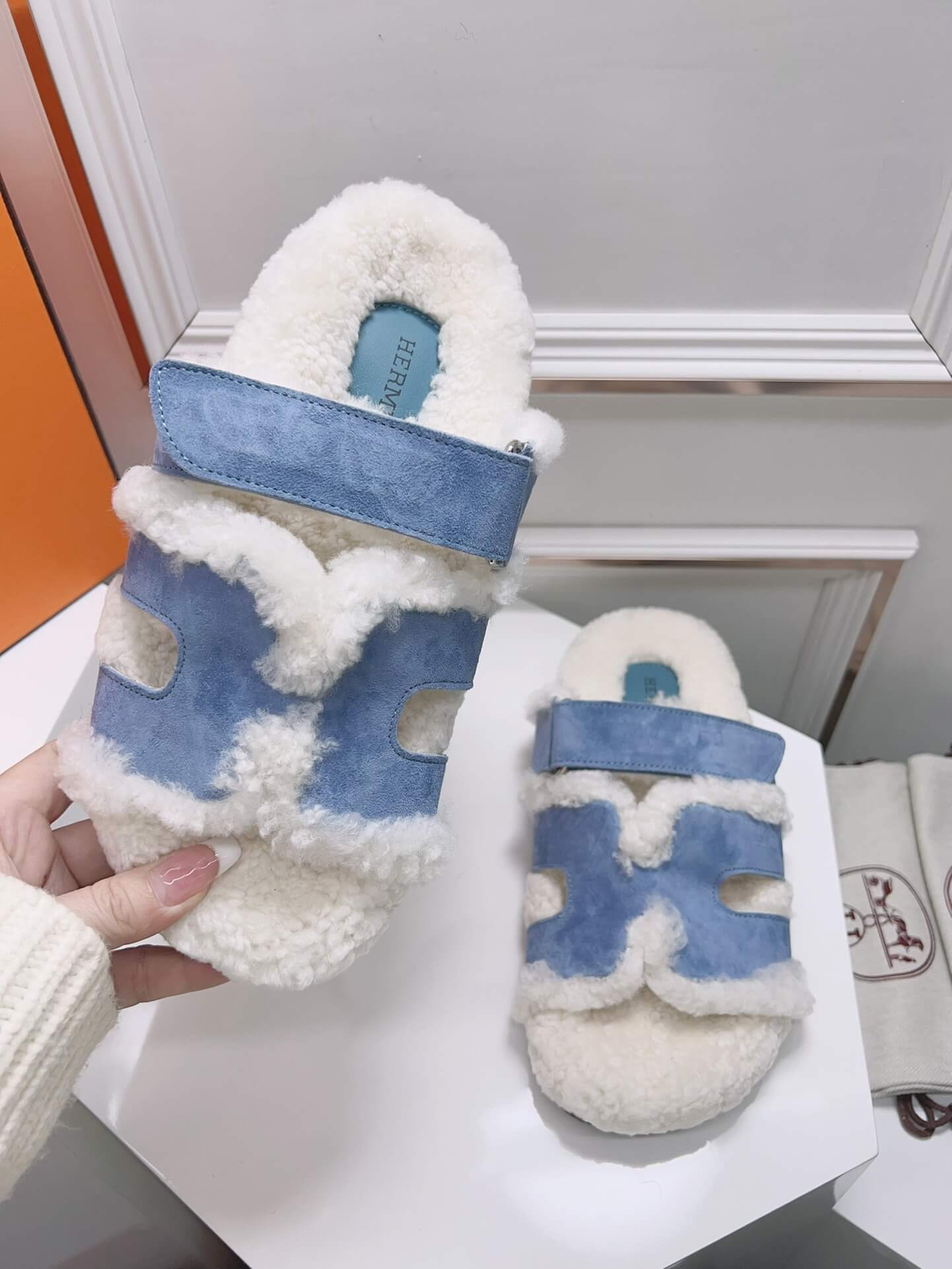Hermes Teddy Chypre Sandal - Image 2