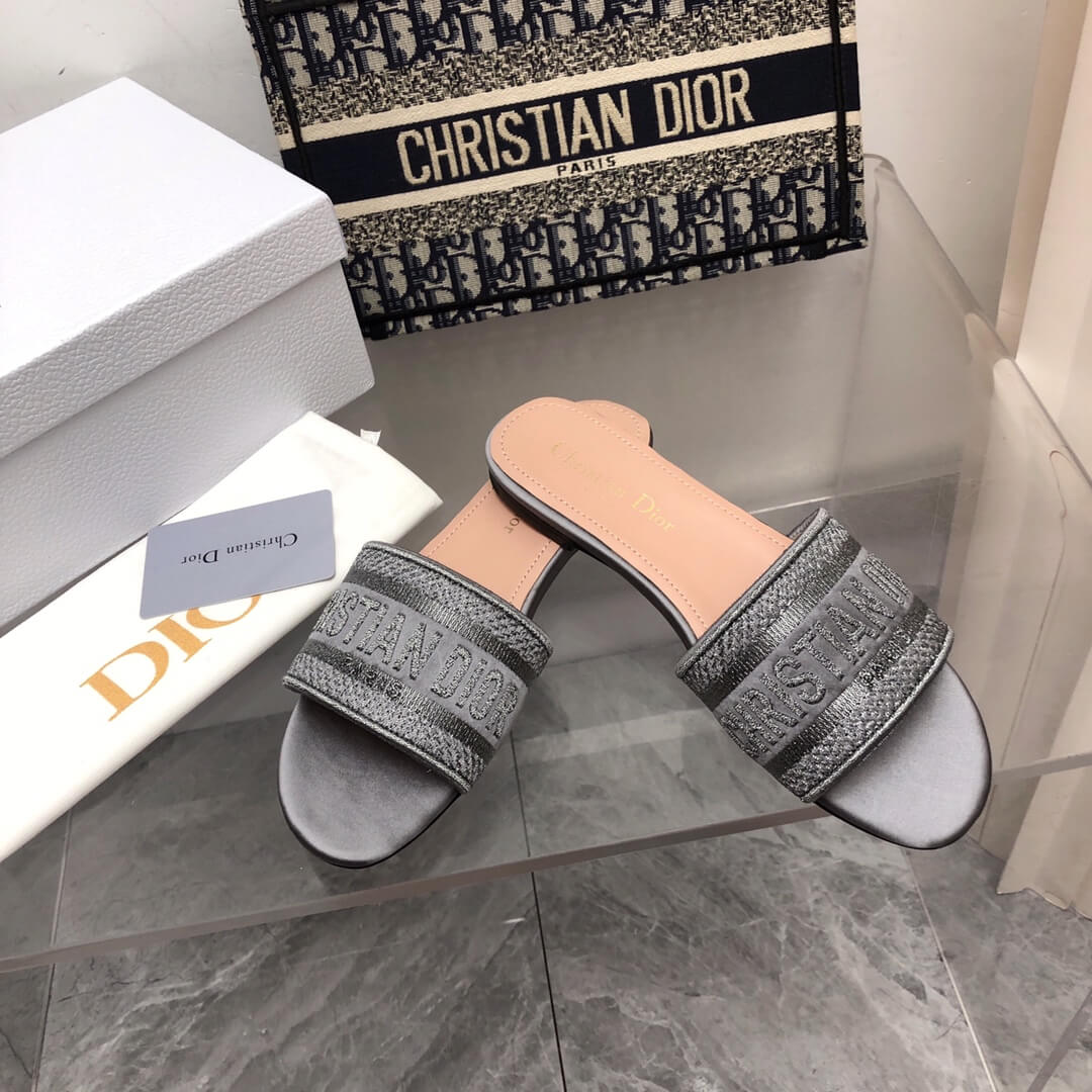 Christian Dior Slipper - Image 2