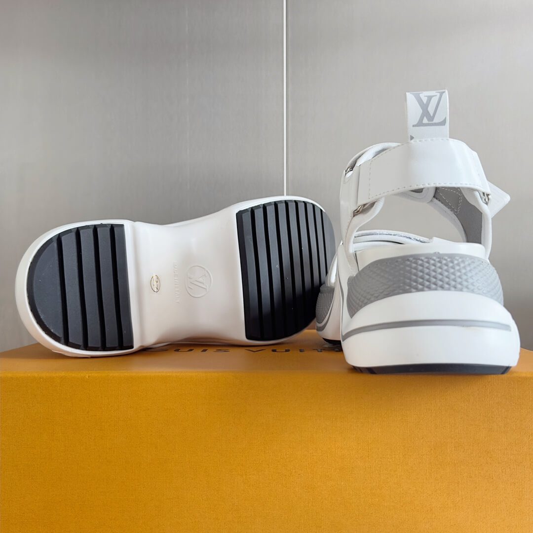 Louis Vuitton Women Sandals - Image 5