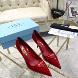 Prada Red Pumps Heel