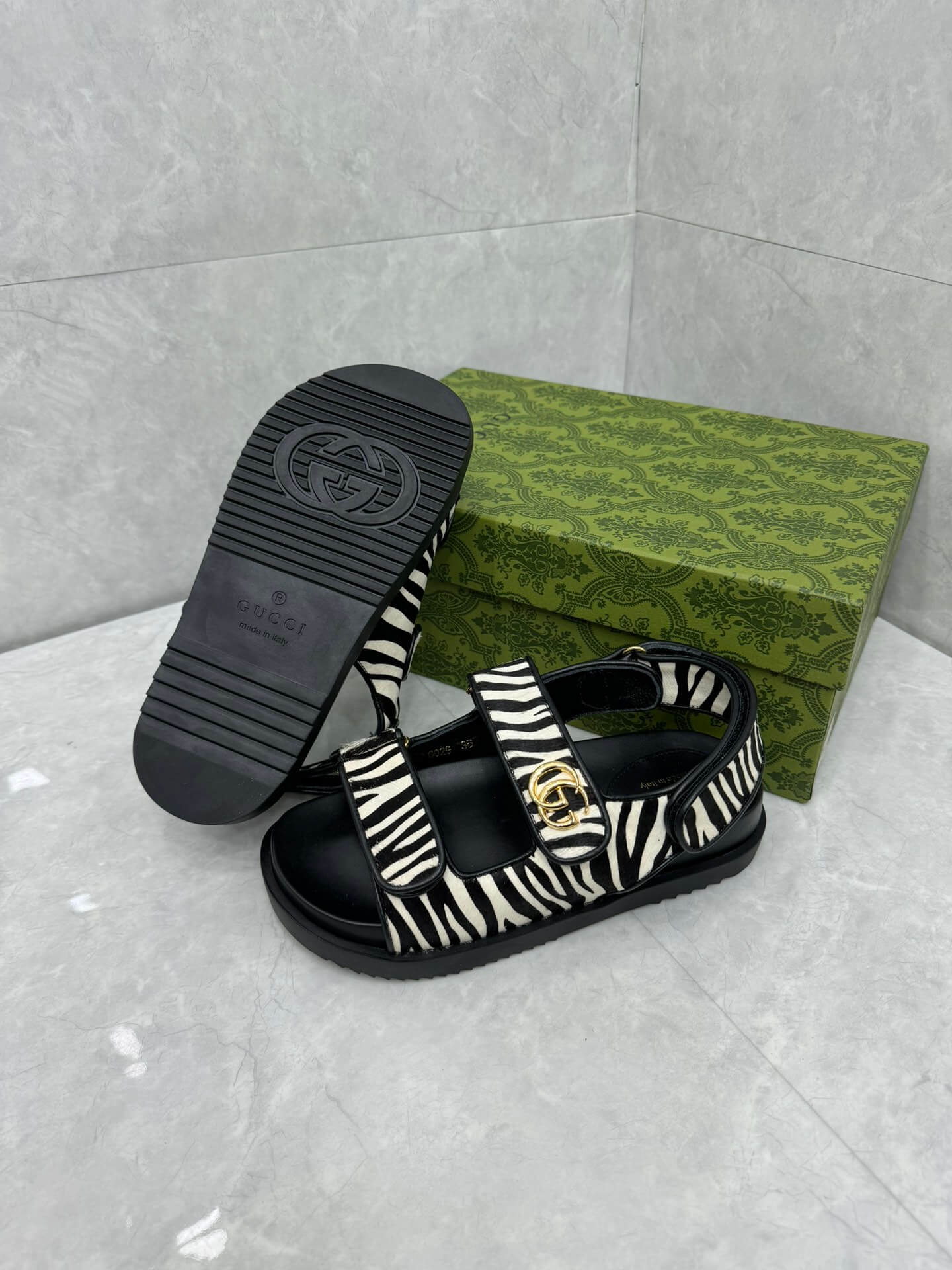 Gucci Print Double G Sandals - Image 5