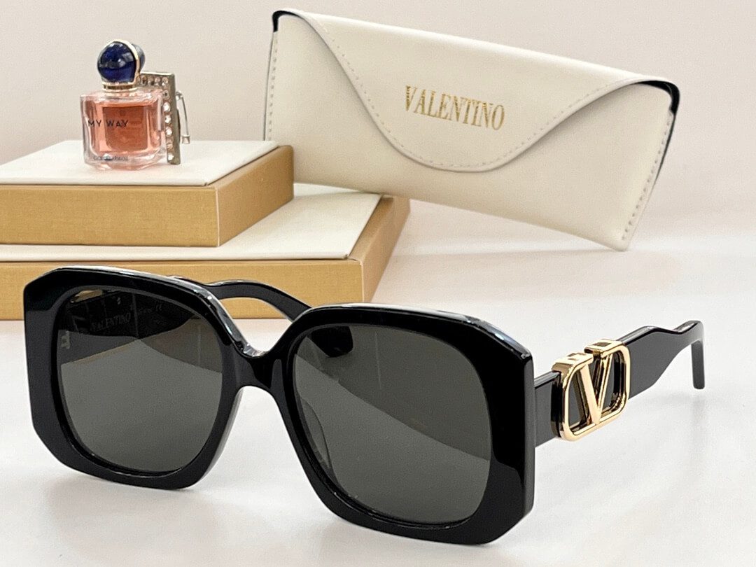 Valentino Latest Sunglasses - Image 2