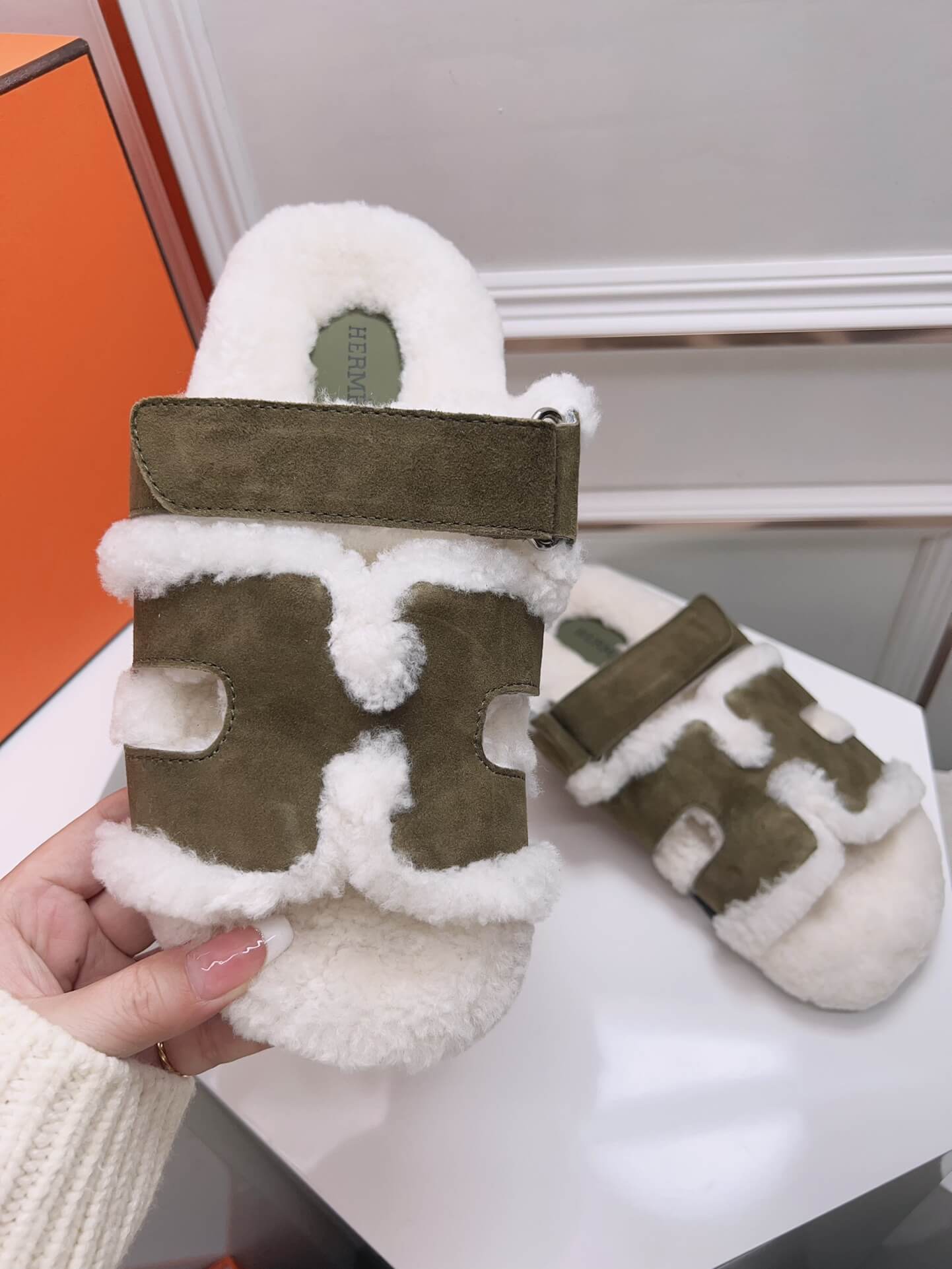 Hermes Teddy Chypre Sandal - Image 3