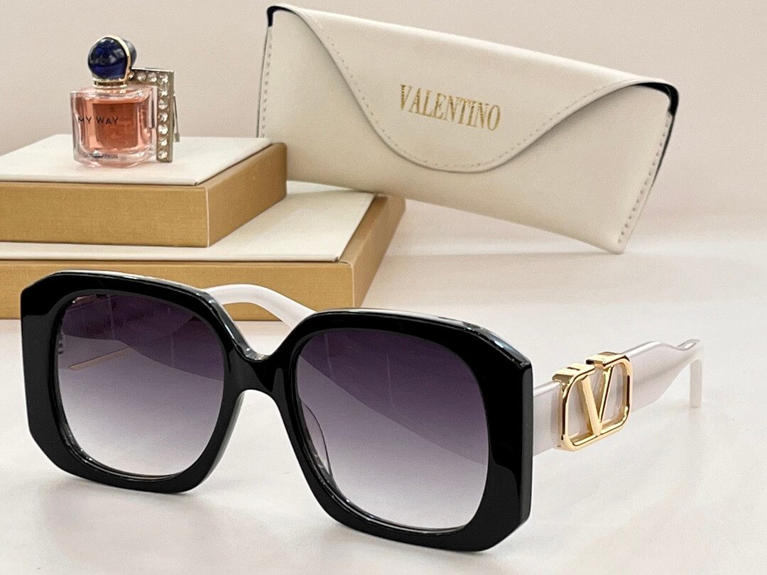 Valentino Latest Sunglasses - Image 4