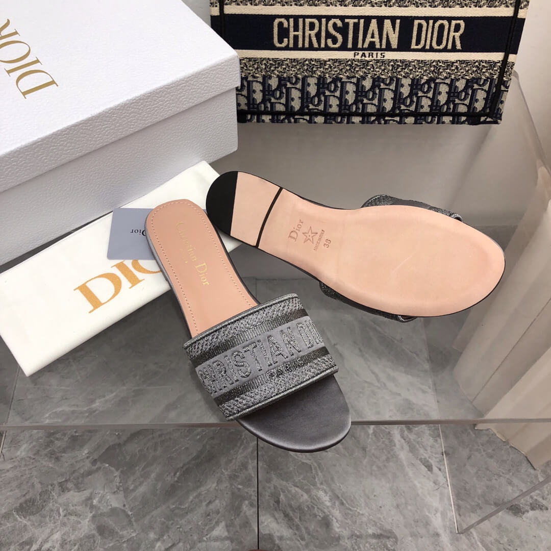 Christian Dior Slipper - Image 3