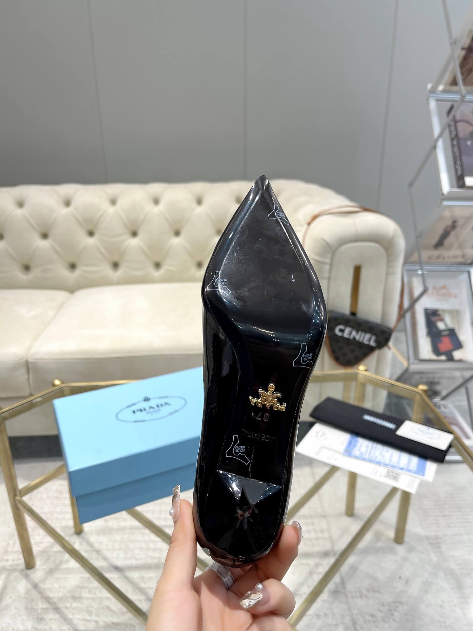 Prada Black Pumps Heel - Image 3